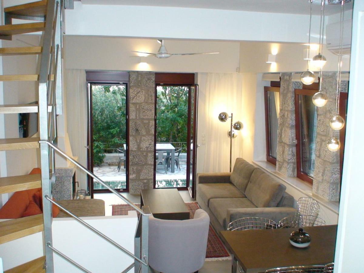 Thelgi Kalamata Exterior foto